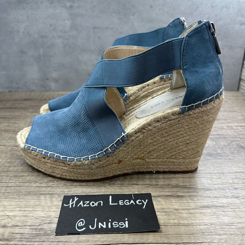 Kenneth Cole~Women’s~Olivia Sandals Wedge Blue Suede~Size 8.5